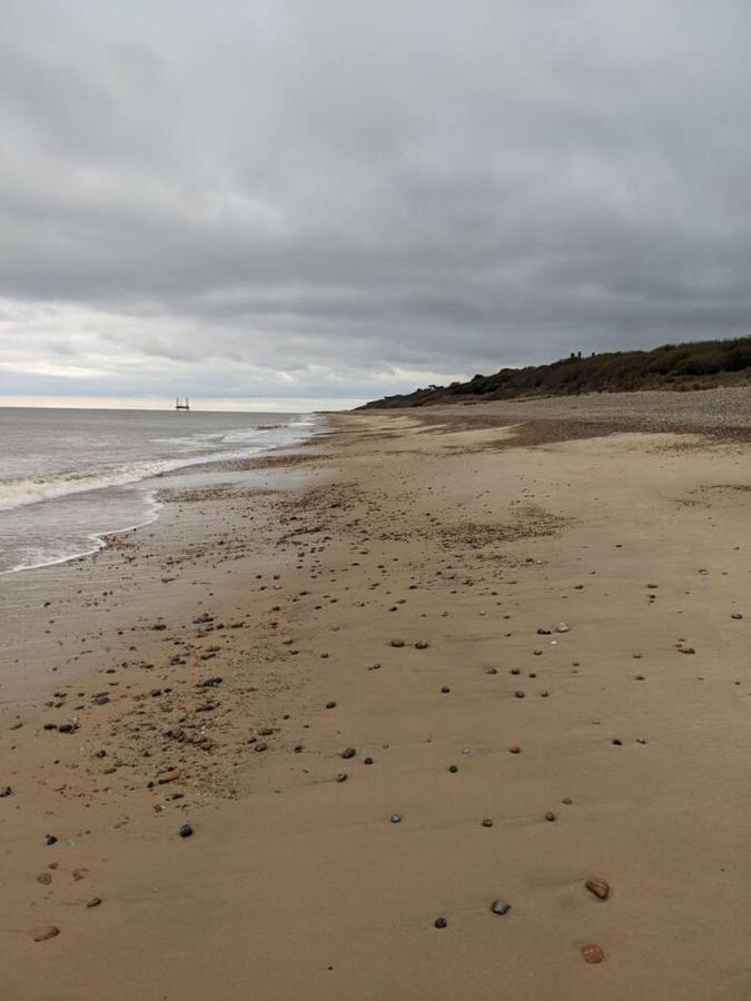 Superior 6 Berth Holiday Home In Suffolk サックスマンダム エクステリア 写真